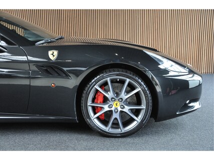 Ferrari-California