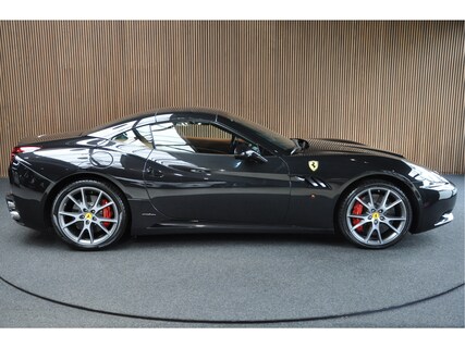 Ferrari-California
