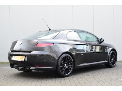 Alfa Romeo-GT