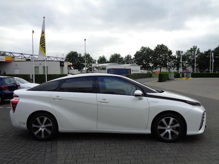 Toyota-Mirai