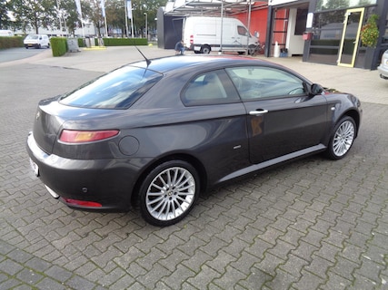 Alfa Romeo-GT
