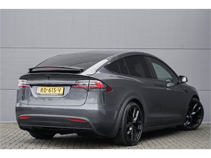 Tesla-Model X