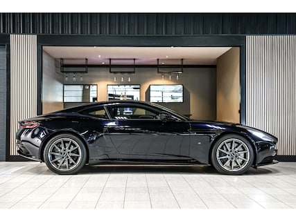 Aston Martin-DB11