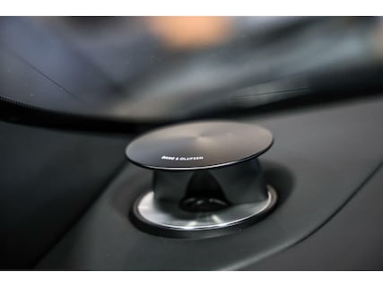 Aston Martin-DB11