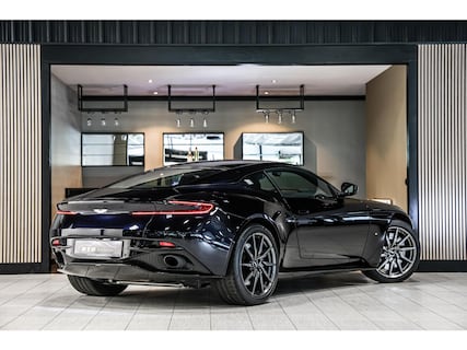 Aston Martin-DB11