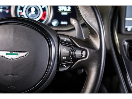 Aston Martin-DB11