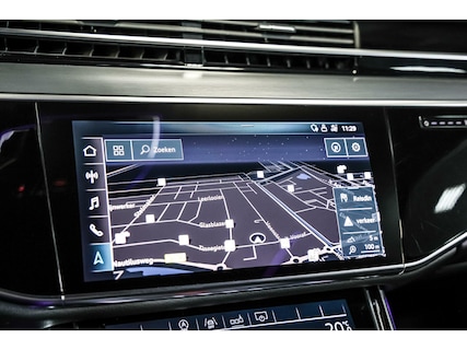 Audi-A8