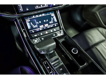 Audi-A8