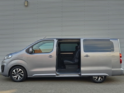Peugeot-e-Traveller