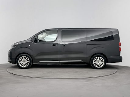 Peugeot-e-Traveller