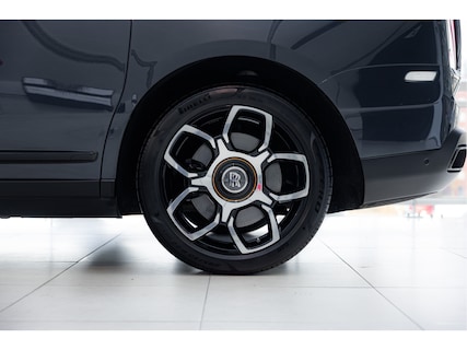 Rolls-Royce-Cullinan