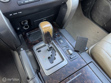 Toyota-Land Cruiser
