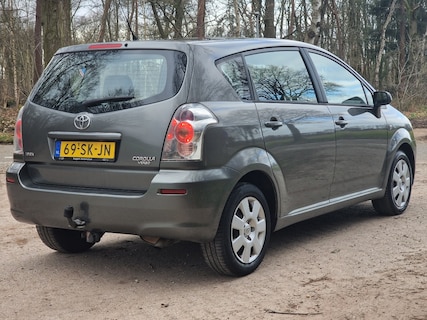 Toyota-Corolla Verso