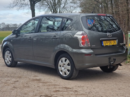 Toyota-Corolla Verso