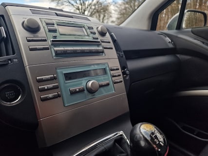 Toyota-Corolla Verso