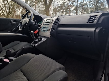 Toyota-Corolla Verso
