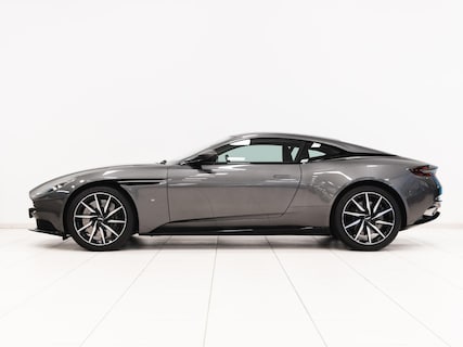 Aston Martin-DB11