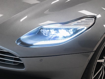 Aston Martin-DB11