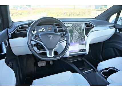 Tesla-Model X