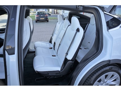 Tesla-Model X