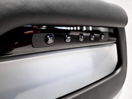 Rolls-Royce-Wraith