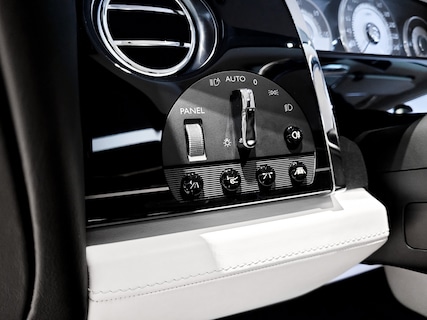 Rolls-Royce-Wraith