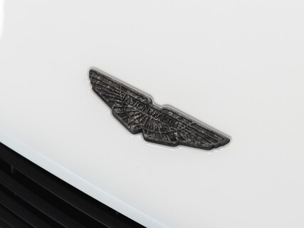 Aston Martin-Vanquish