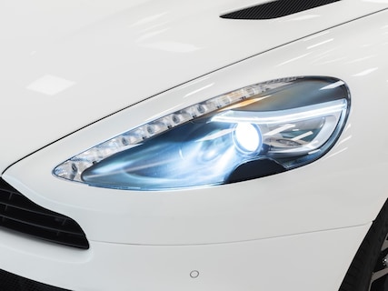 Aston Martin-Vanquish