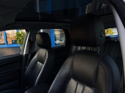 Land Rover-Discovery Sport