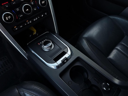 Land Rover-Discovery Sport