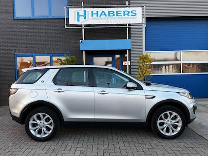 Land Rover-Discovery Sport
