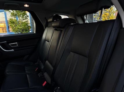 Land Rover-Discovery Sport