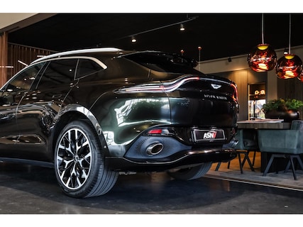 Aston Martin-DBX