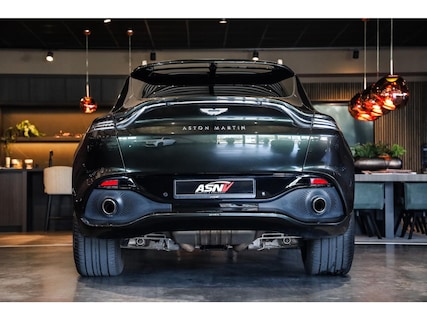 Aston Martin-DBX