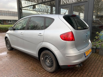 SEAT-Altea