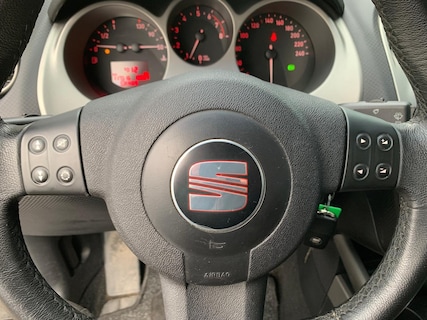 SEAT-Altea