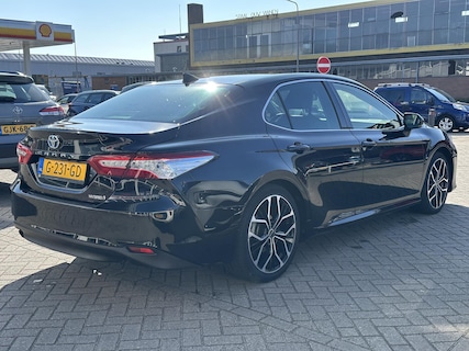 Toyota-Camry