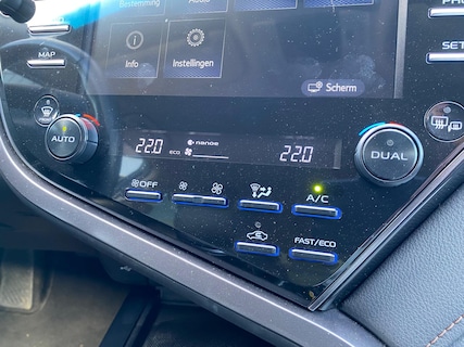 Toyota-Camry