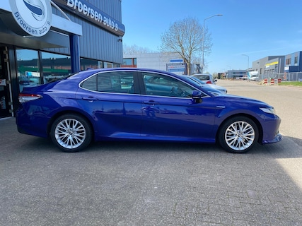 Toyota-Camry