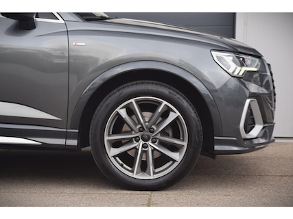 Audi-Q3 Sportback