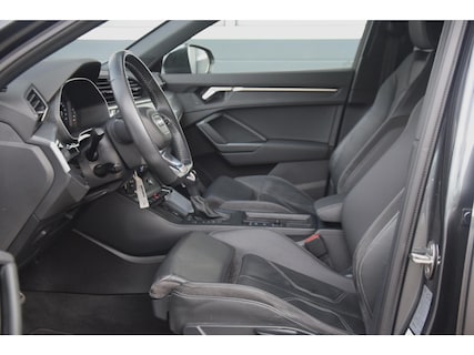 Audi-Q3 Sportback