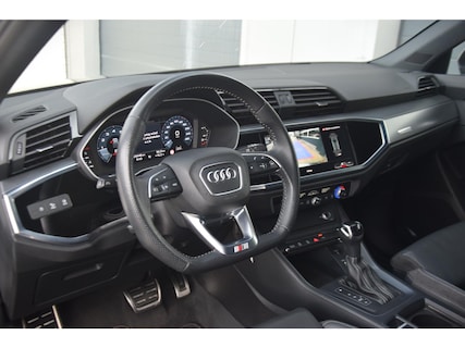 Audi-Q3 Sportback