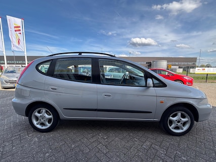 Daewoo-Tacuma