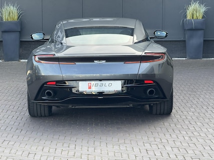 Aston Martin-DB11