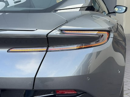 Aston Martin-DB11