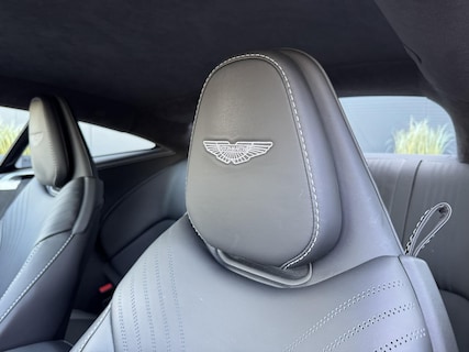 Aston Martin-DB11