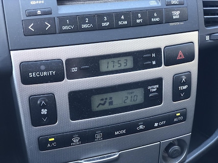 Toyota-Corolla Verso