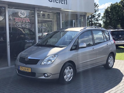 Toyota-Corolla Verso