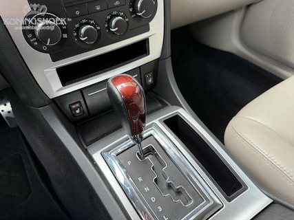 Chrysler-300C