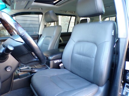 Toyota-Land Cruiser